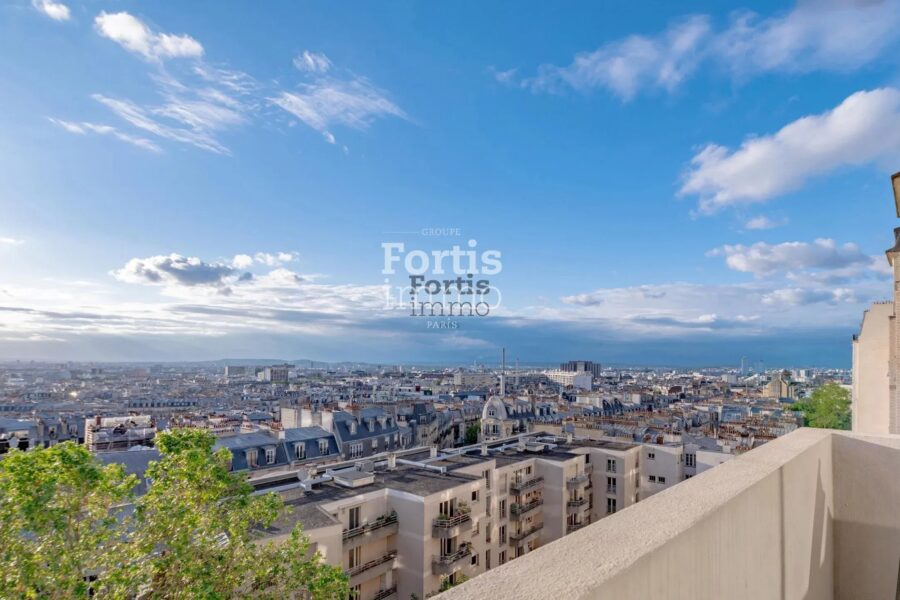 Appartement à vendre à Paris 18e arrondissement — Vue sur la ville — photo 12