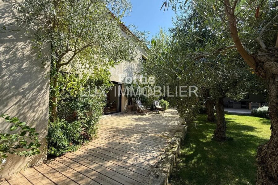 Maison à vendre à Paradou — Vue montagne — photo 2