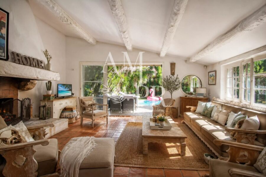 Maison à vendre à Cannes — Vue parc & jardin — photo 1