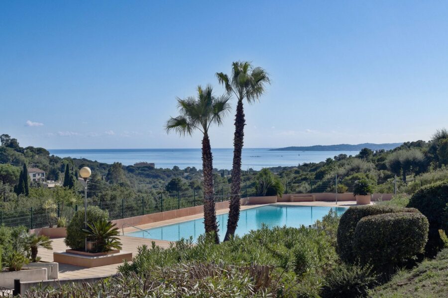 Maison à vendre à Roquebrune-sur-Argens — Vue mer — photo 10