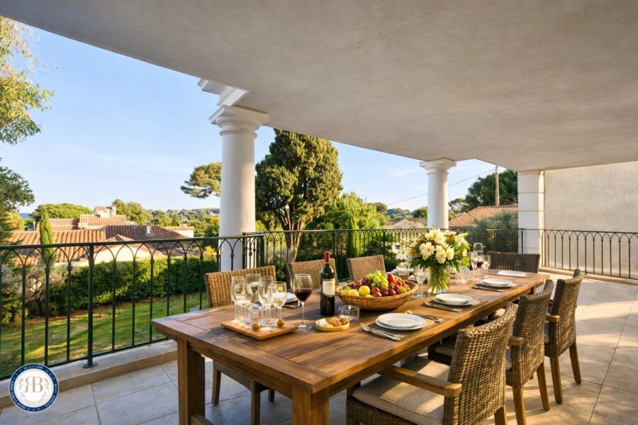 Maison à vendre à Antibes — Vue mer — photo 4