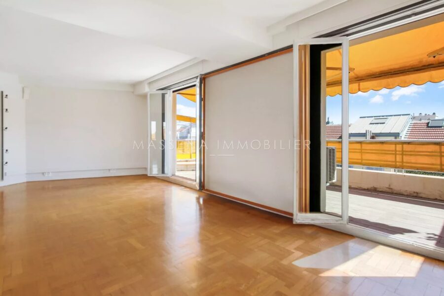 Appartement à vendre à Nice — Vue sur la ville — photo 2