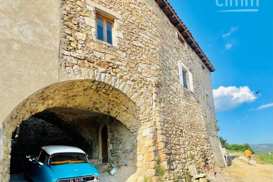 Maison à vendre à Saint-Andéol-de-Vals — Vue montagne — photo 11
