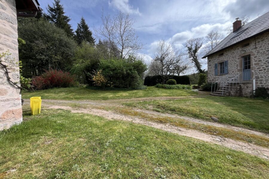 Maison à vendre à Saint-Léger-sous-Beuvray — Vue nature — photo 6