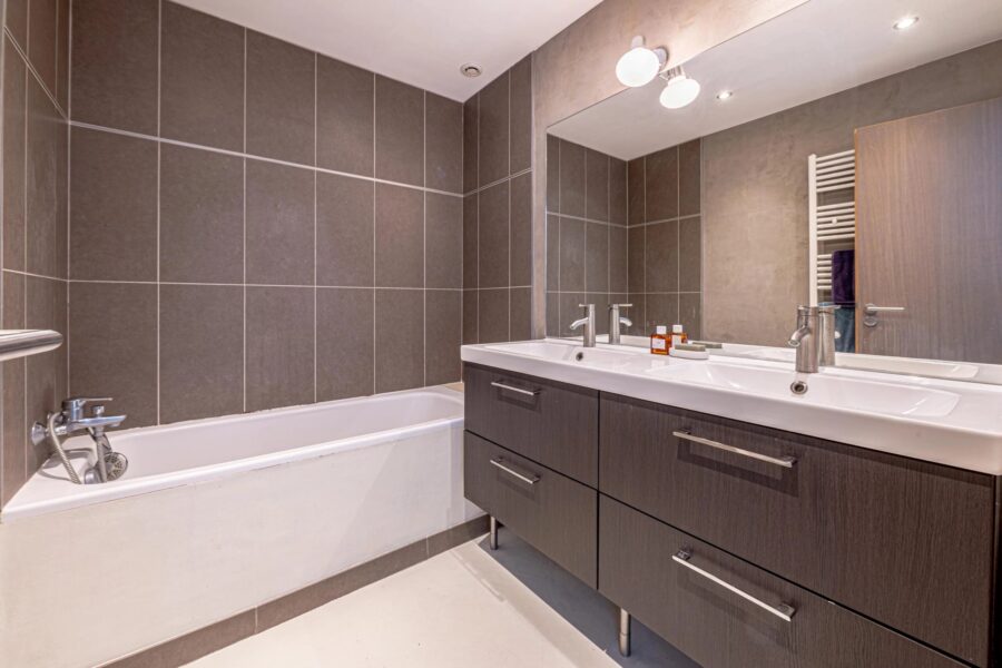 Appartement à vendre à La Celle-Saint-Cloud — Vue parc & jardin — photo 12