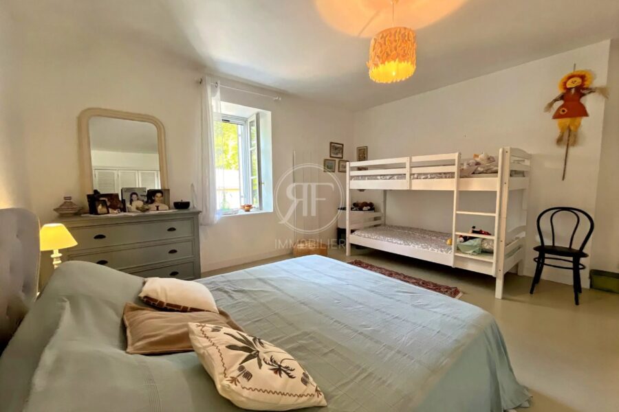 Maison à vendre à Puisseguin — Vue nature — photo 13