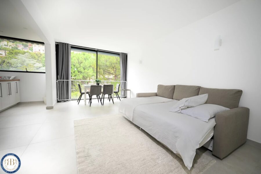 Appartement à vendre à Beaulieu-sur-Mer — Vue montagne — photo 4