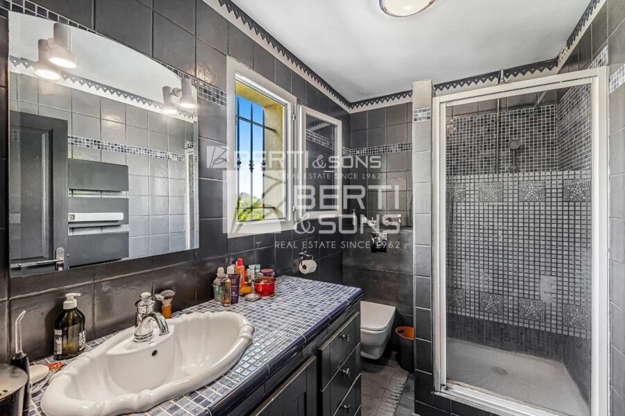 Maison à vendre à Les Adrets-de-l&rsquo;Estérel — Vue mer — photo 9