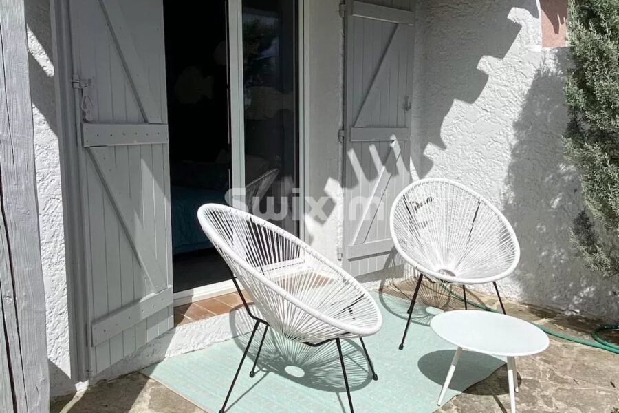 Maison à vendre à Sainte-Maxime — Vue mer — photo 8