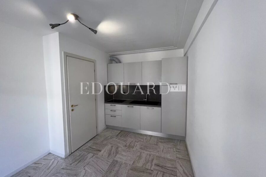 Appartement à vendre à Menton — Vue sur la ville — photo 6