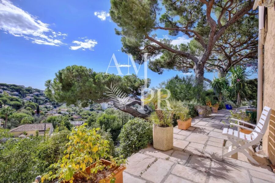 Maison à vendre à Cannes — Vue mer — photo 8