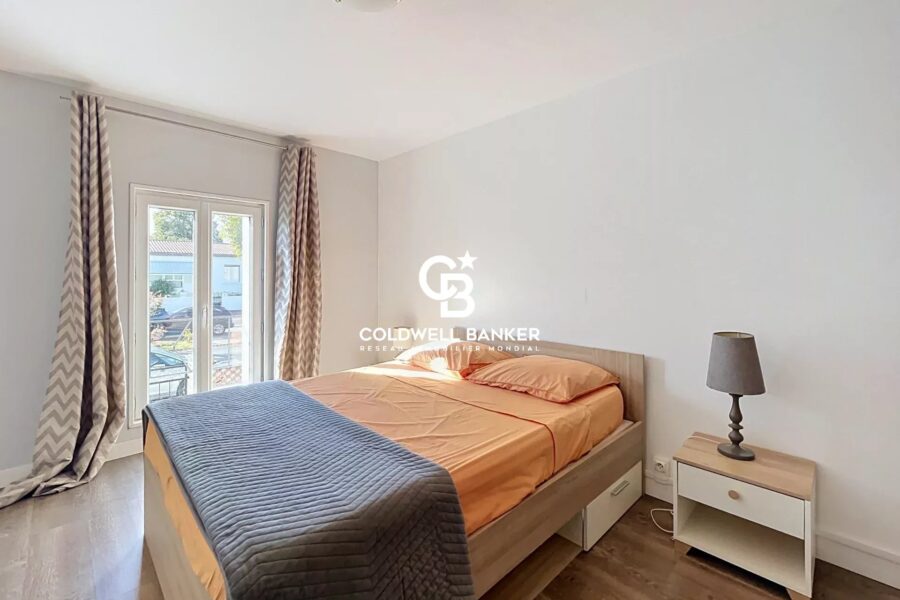 Maison à vendre à Saintes — Vue parc & jardin — photo 17