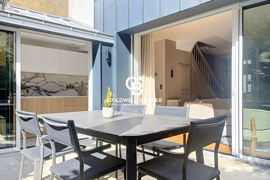 Maison à vendre à La Rochelle — Vue parc & jardin — photo 16