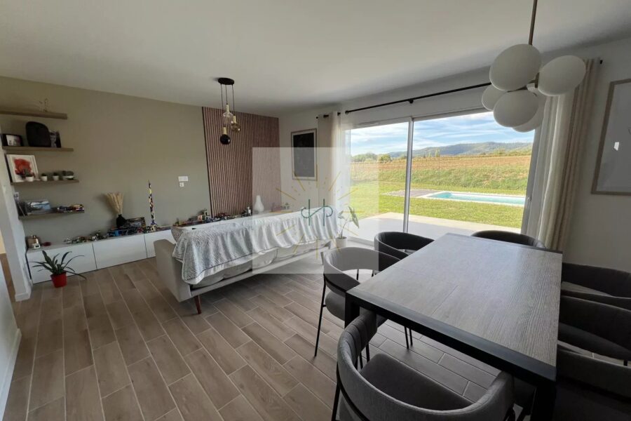 Maison à vendre à Alba-la-Romaine — Vue nature — photo 6