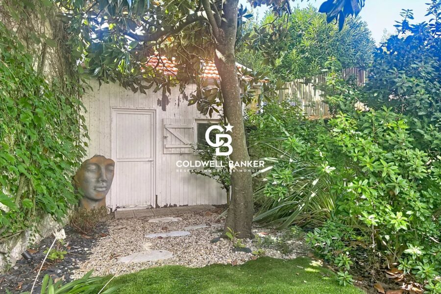 Maison à vendre à La Rochelle — Vue parc & jardin — photo 12