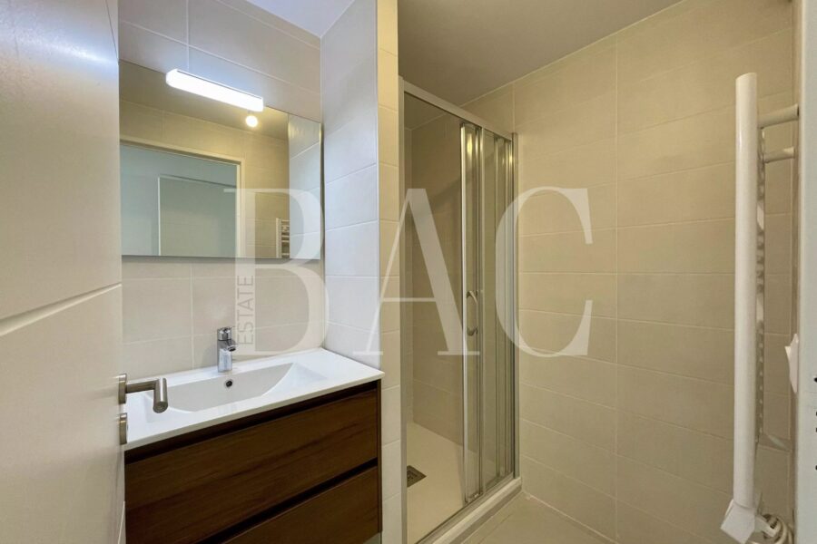 Appartement à vendre à Antibes — Vue mer — photo 13