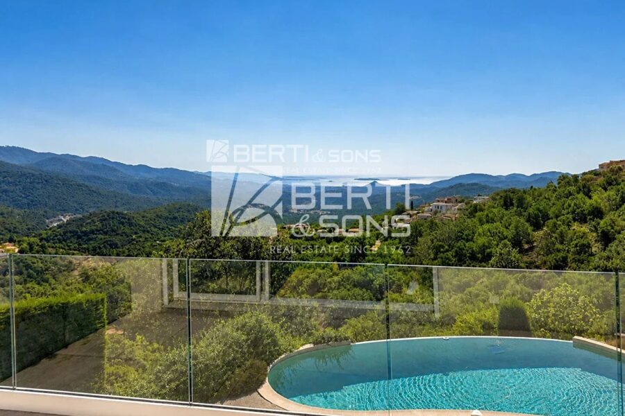 Maison à vendre à Mandelieu-la-Napoule — Vue mer — photo 2