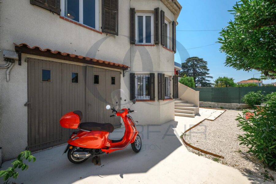 Maison à vendre à Cagnes-sur-Mer — Vue parc & jardin — photo 22