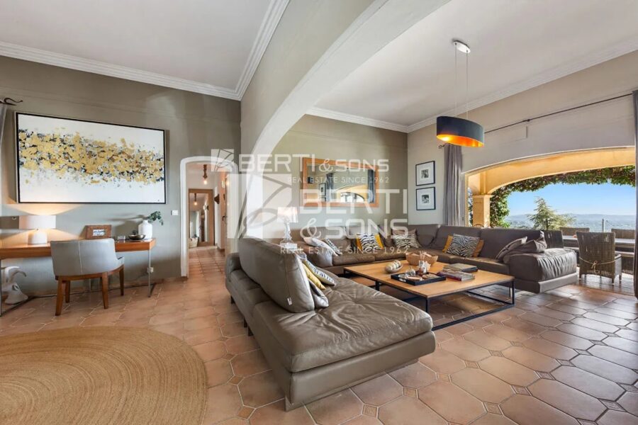 Maison à vendre à Le Tignet — Vue mer — photo 4