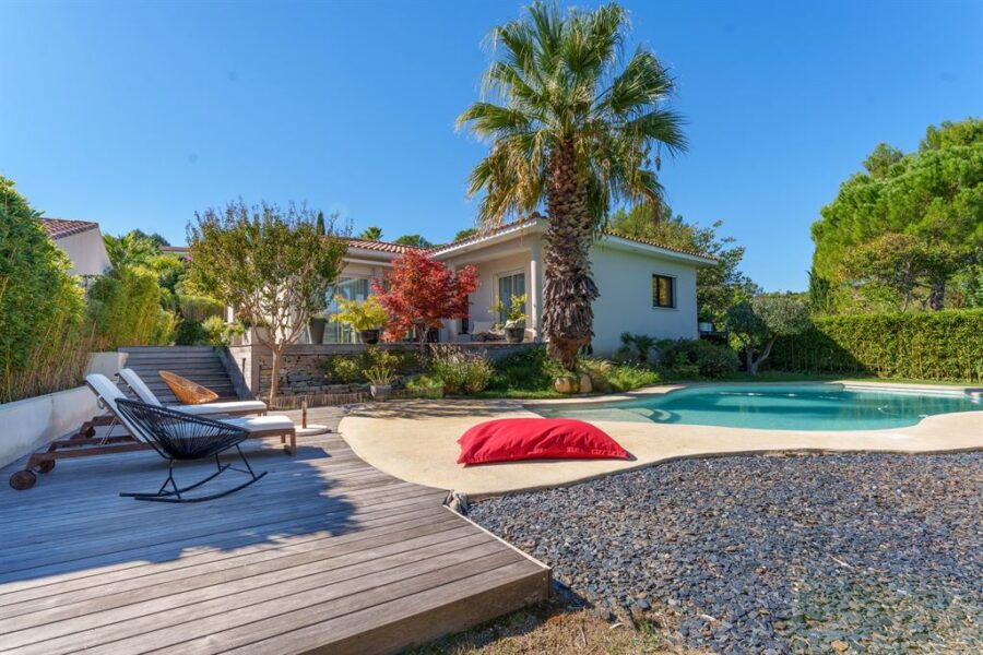 Maison à vendre à Juvignac — Vue parc & jardin — photo 2