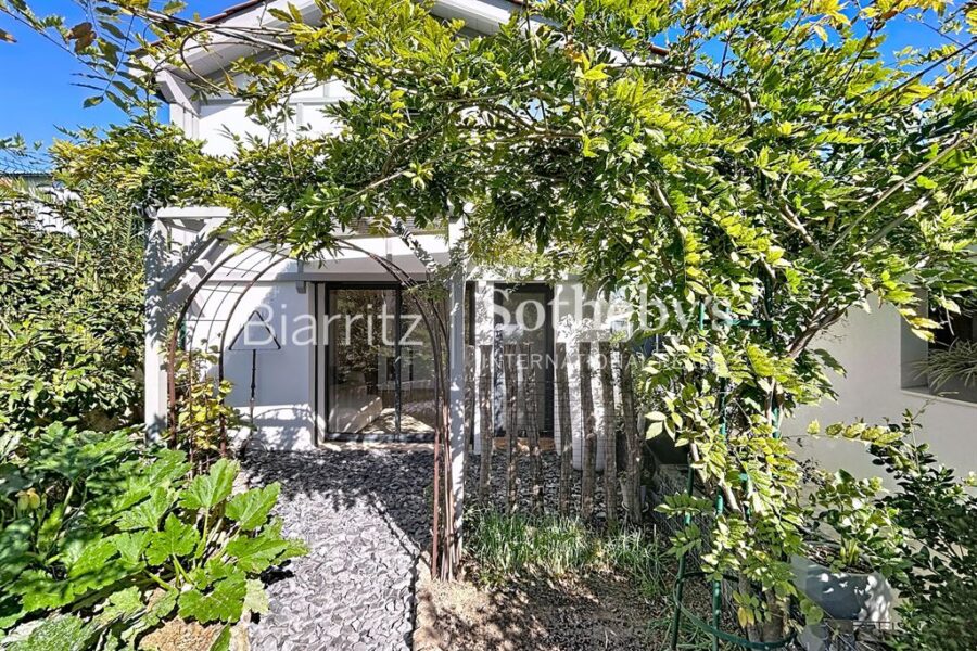 Maison à vendre à Saint-Jean-de-Luz — Vue mer — photo 2