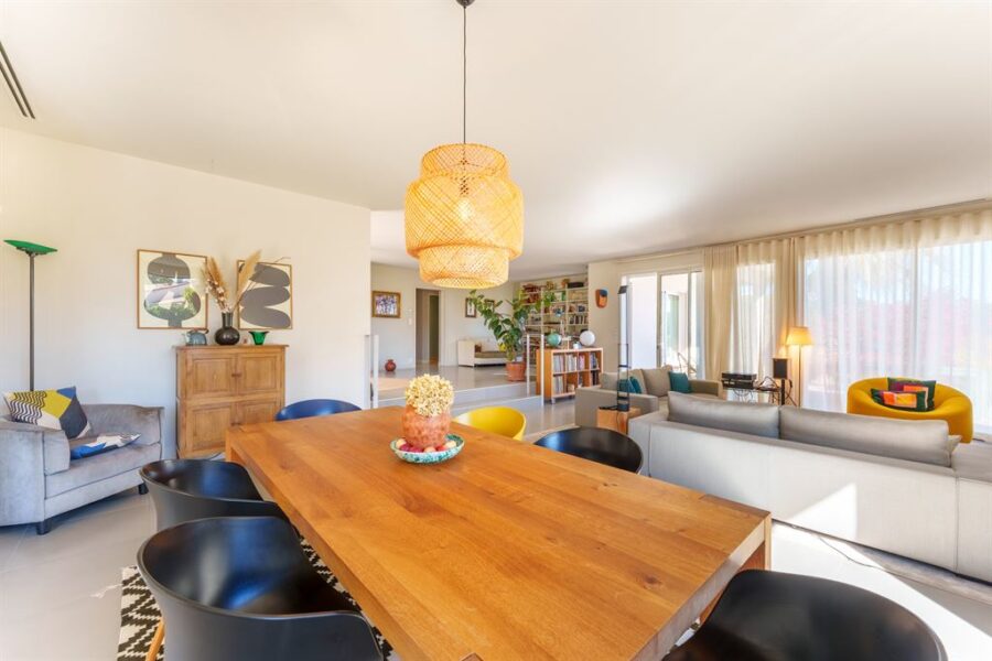 Maison à vendre à Juvignac — Vue parc & jardin — photo 6