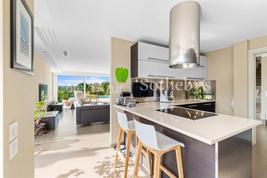 Maison à vendre à Villeneuve-Loubet — Vue nature — photo 10