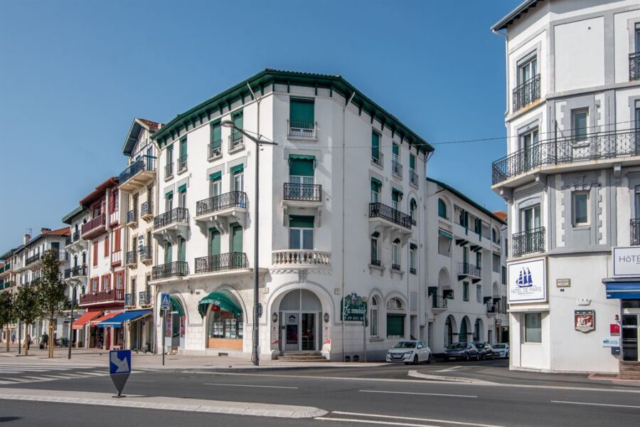 Appartement à vendre à Saint-Jean-de-Luz — Vue montagne — photo 13