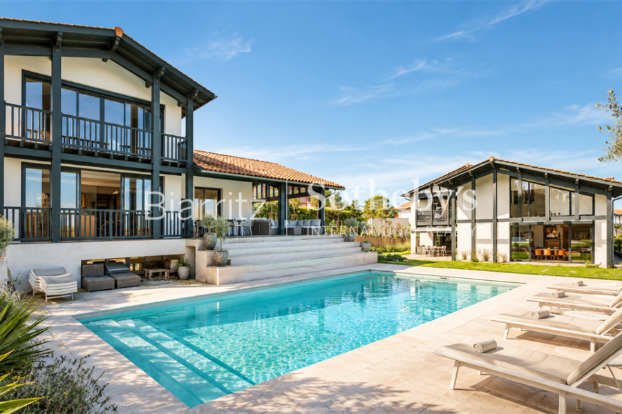 Maison à vendre à Saint-Jean-de-Luz — Vue mer — photo 4
