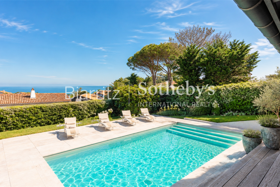 Maison à vendre à Saint-Jean-de-Luz — Vue mer — photo 1