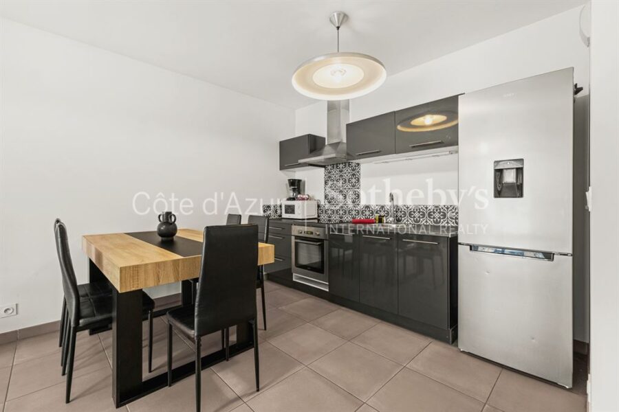 Appartement à vendre à Nice — Vue sur la ville — photo 6