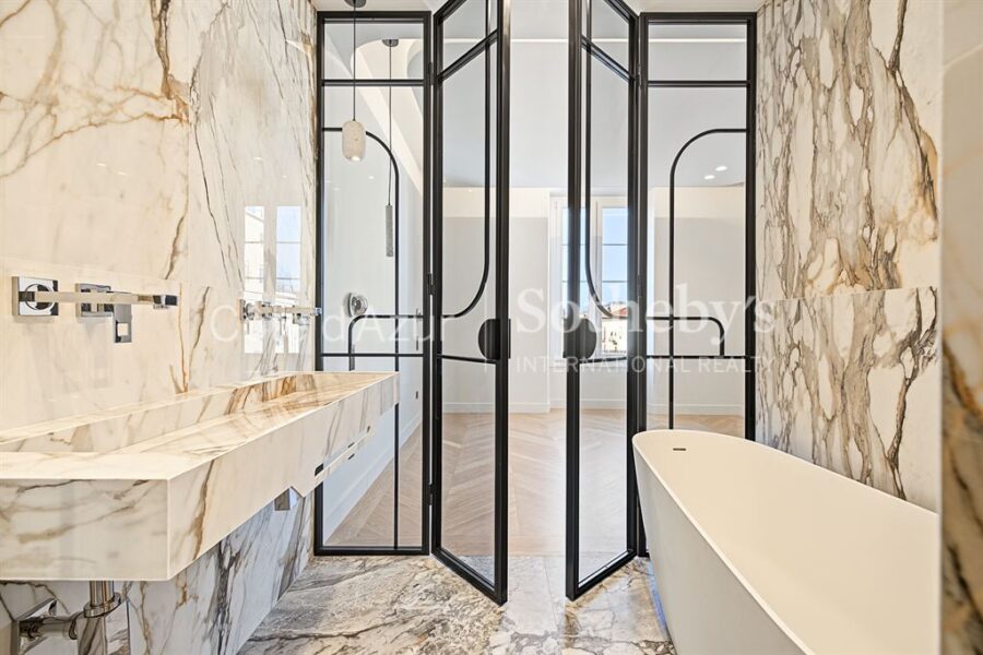 Appartement à vendre à Nice — Vue sur la ville — photo 12