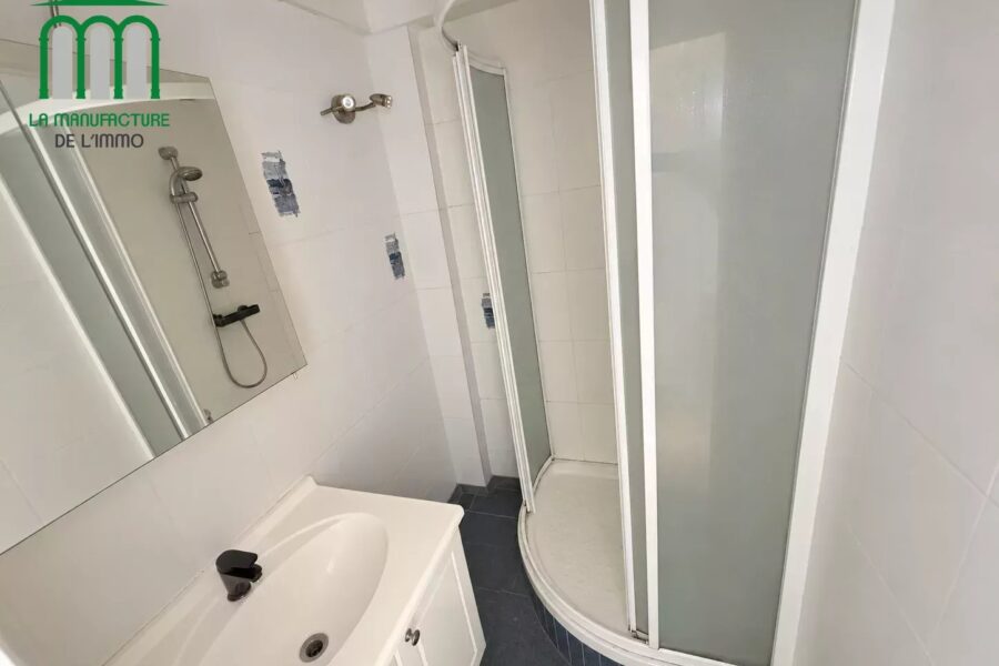 Appartement à vendre à Saint-Étienne — Vue sur la ville — photo 7
