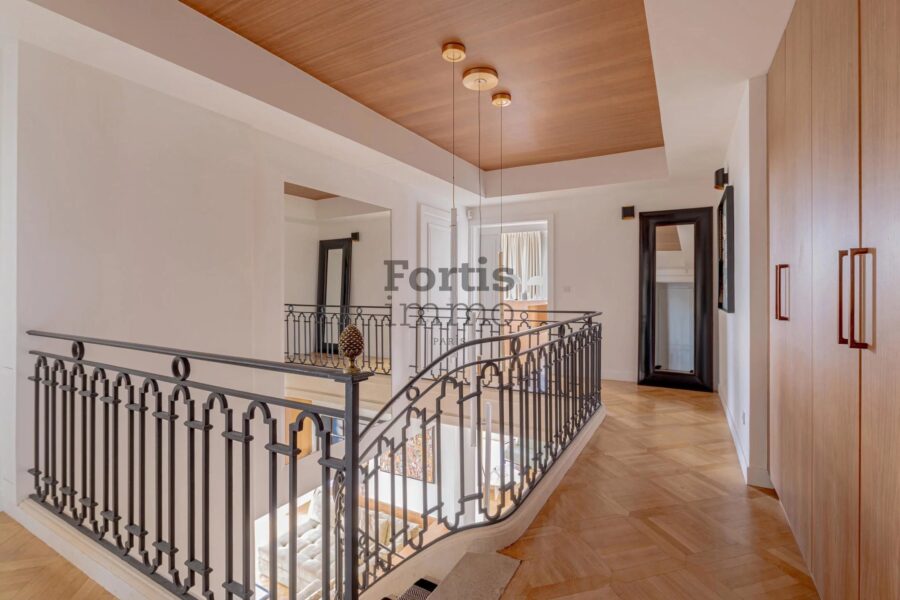 Appartement à vendre à Neuilly-sur-Seine — Vue sur la ville — photo 34