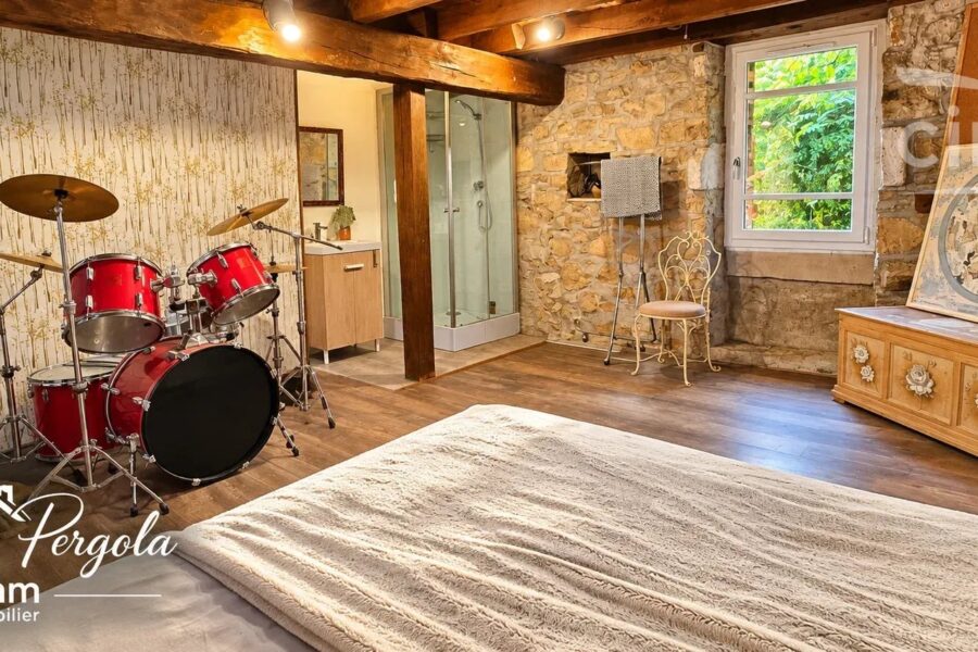 Maison à vendre à Terrasson-Lavilledieu — Vue parc & jardin — photo 10