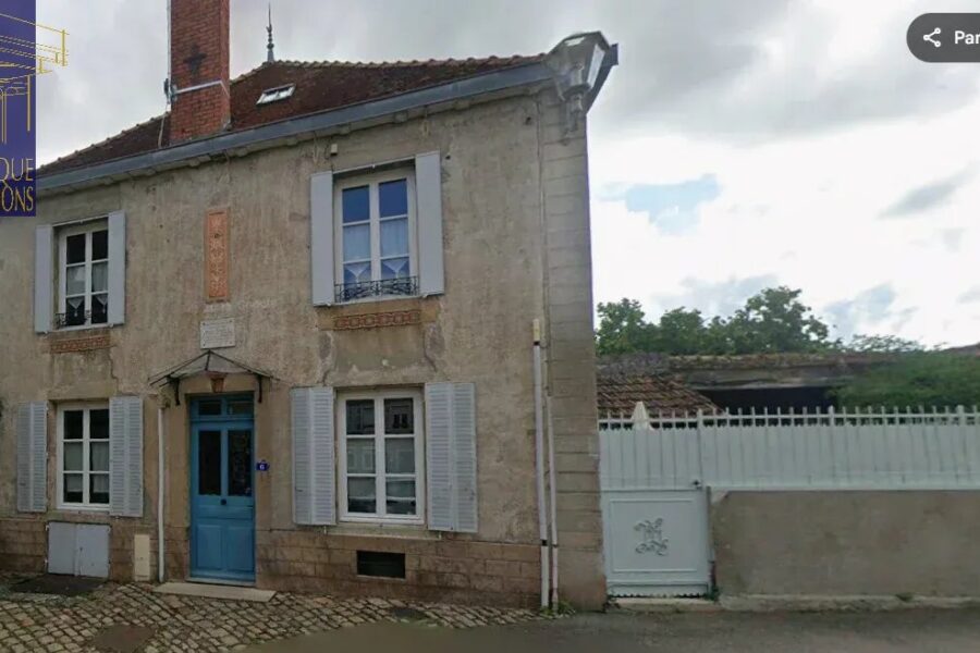 Maison à vendre à Arnay-le-Duc — Vue dégagée — photo 2