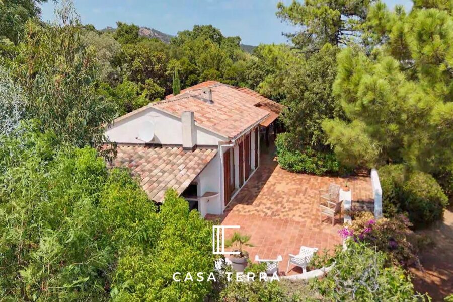 Maison à vendre à Sainte-Lucie-de-Porto-Vecchio — Vue mer — photo 3