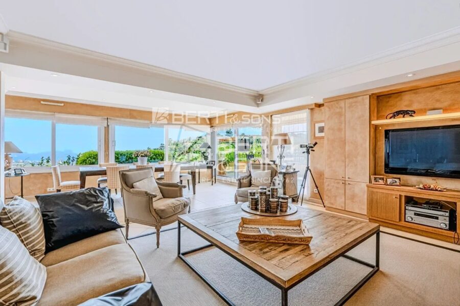 Appartement à vendre à Mandelieu-la-Napoule — Vue mer — photo 7