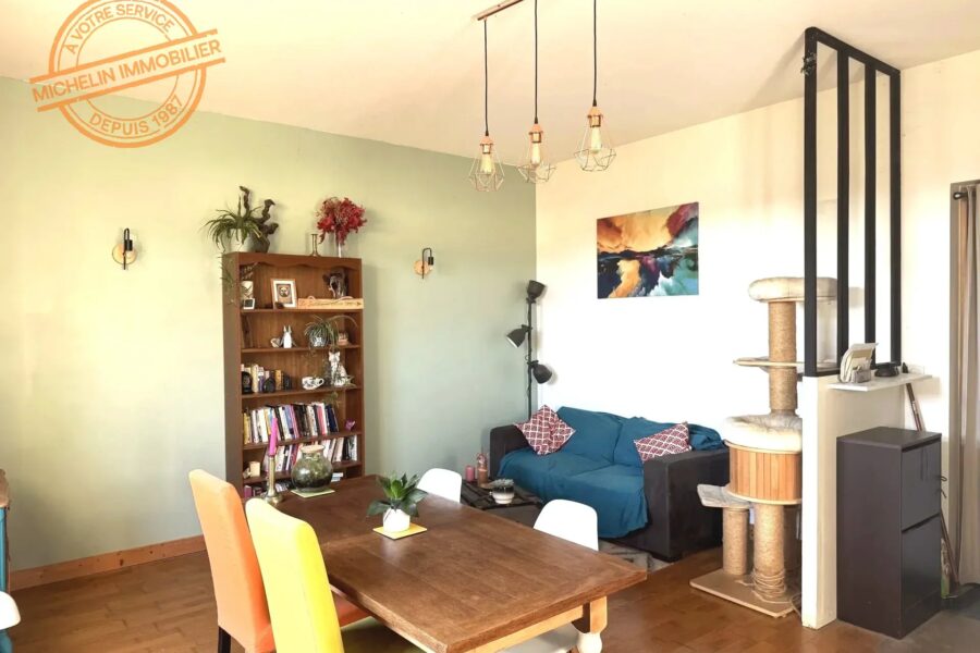 Appartement à vendre à Chazay-d&rsquo;Azergues — Vue parc & jardin — photo 3