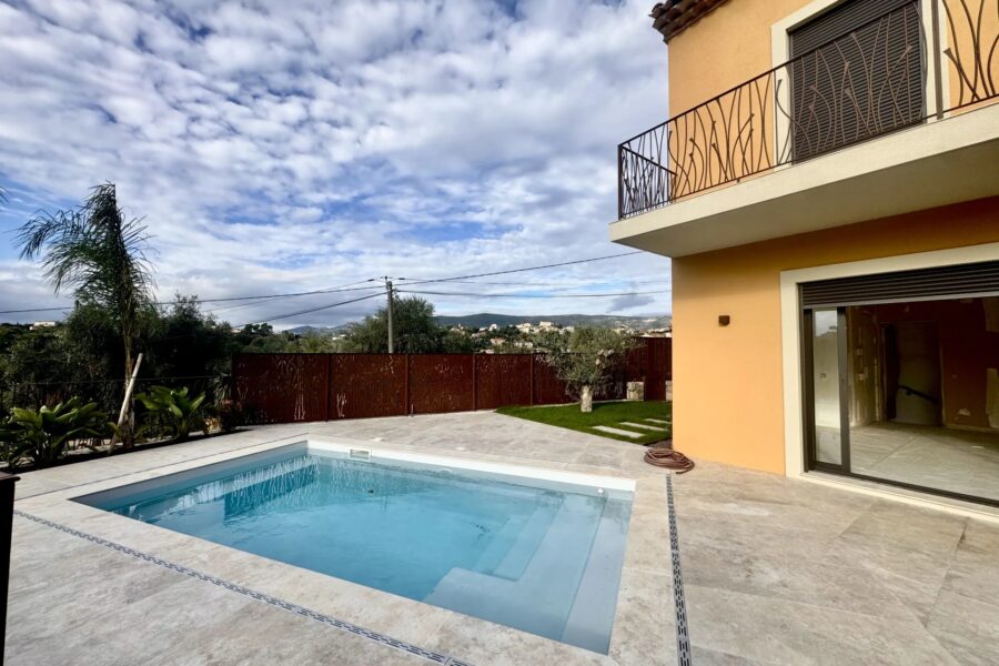Maison à louer à Colomars — Vue montagne — photo 5