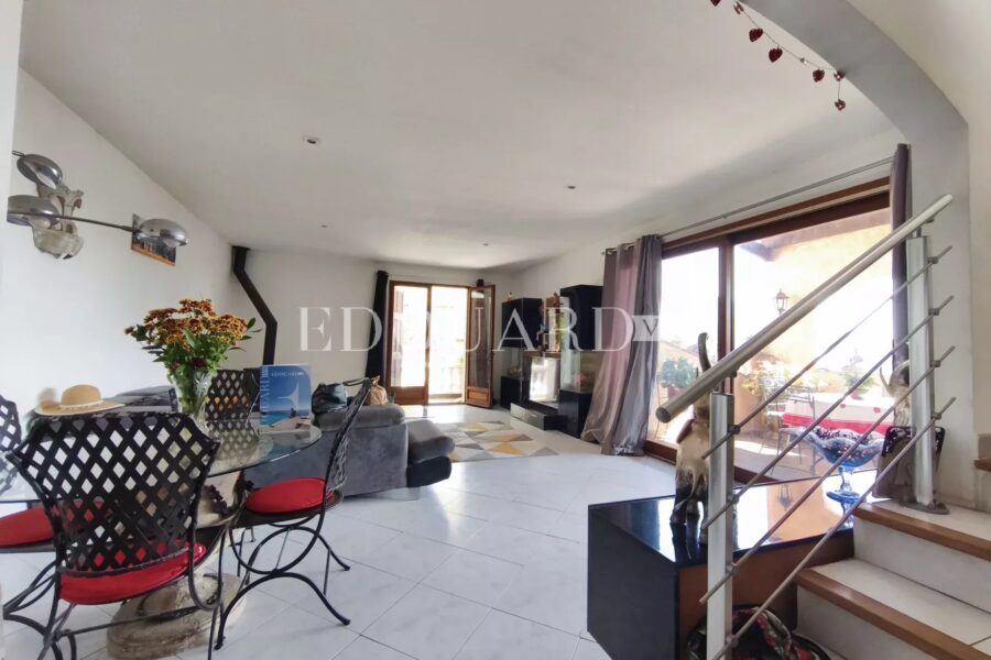 Maison à vendre à Sainte-Agnès — Vue mer — photo 9