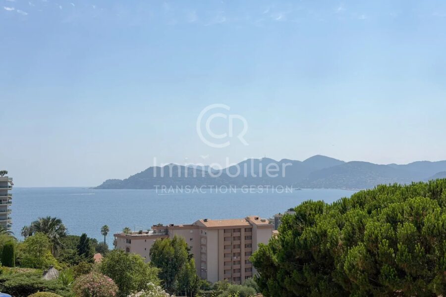 Appartement à vendre à Cannes — Vue mer — photo 1