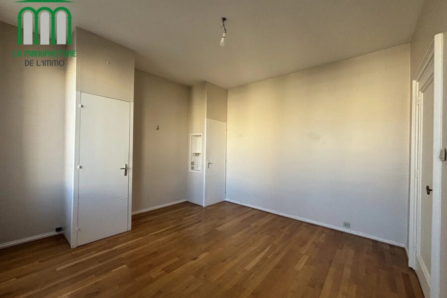 Appartement à vendre à Saint-Étienne — Vue sur la ville — photo 23