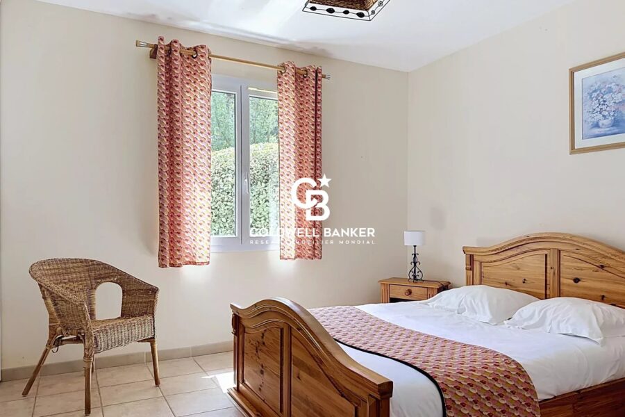 Maison à vendre à La Caillère-Saint-Hilaire — Vue parc & jardin — photo 15