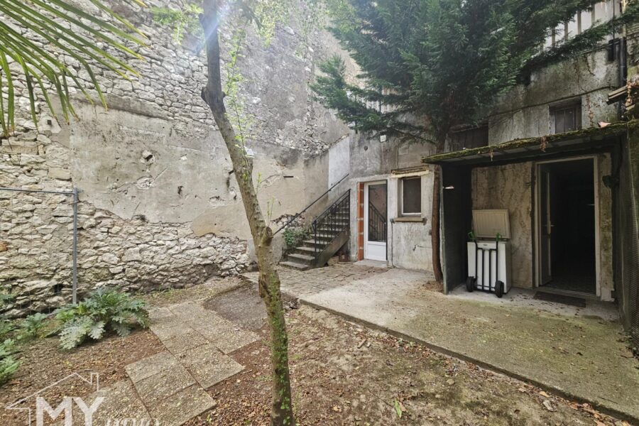 Maison à vendre à Sainte-Foy-la-Grande — Vue parc & jardin — photo 16