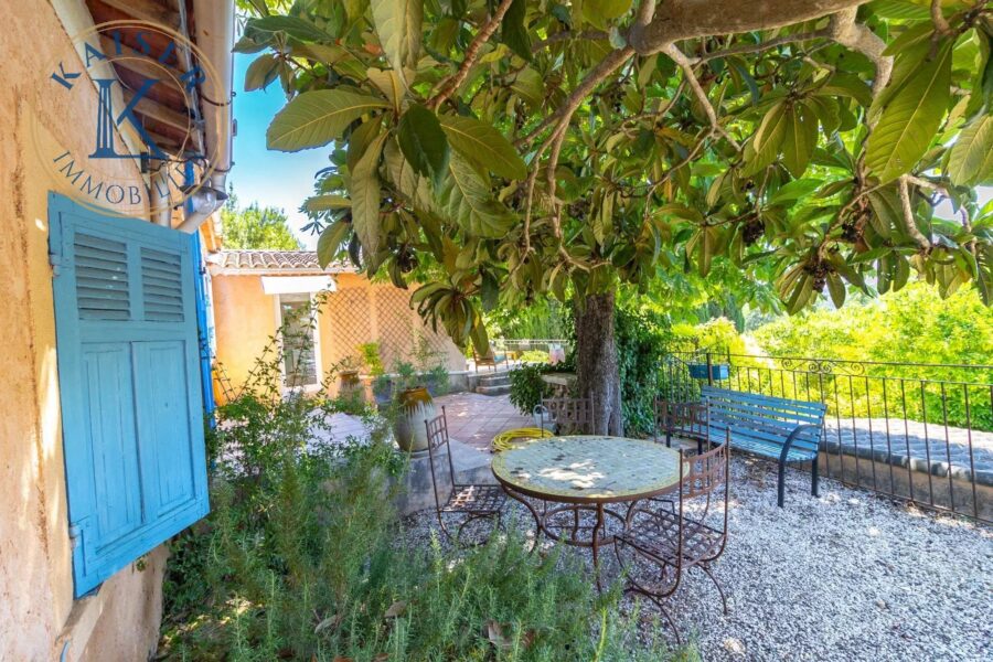 Maison à vendre à Barjols — Vue montagne — photo 12