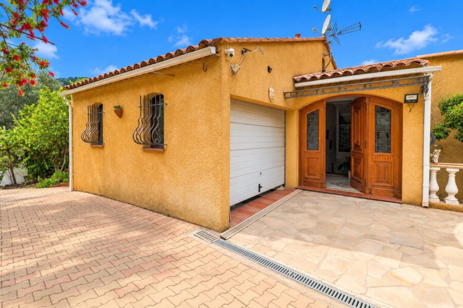 Maison à vendre à La Trinité — Vue montagne — photo 32