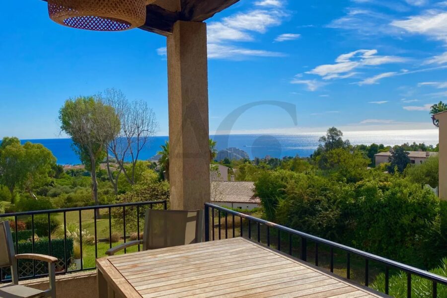 Appartement à louer à Villeneuve-Loubet — Vue mer — photo 1