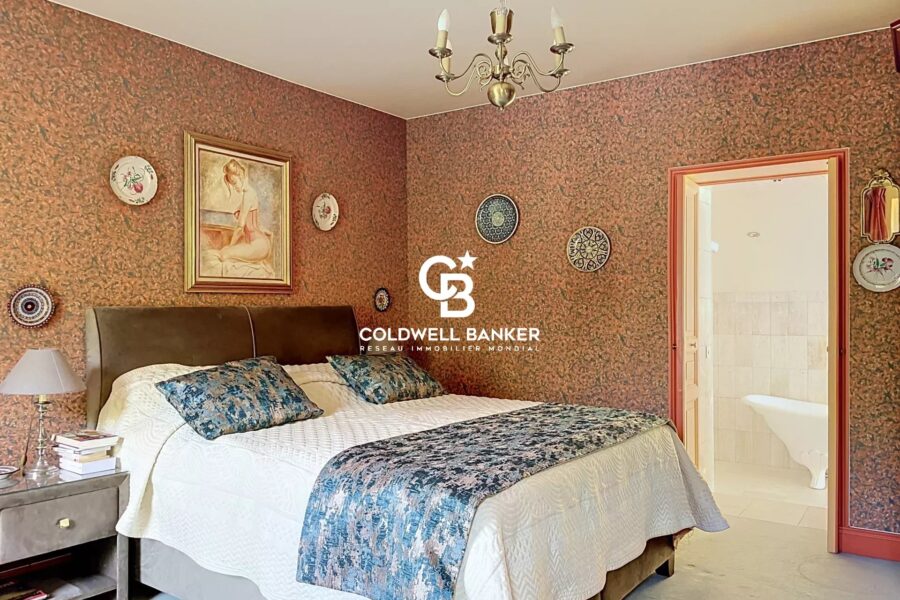 Maison à vendre à Saint-Savinien — Vue parc & jardin — photo 16