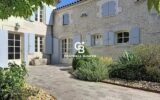 Maison à vendre à Saint-Fort-sur-le-Né — Vue parc & jardin — photo 8